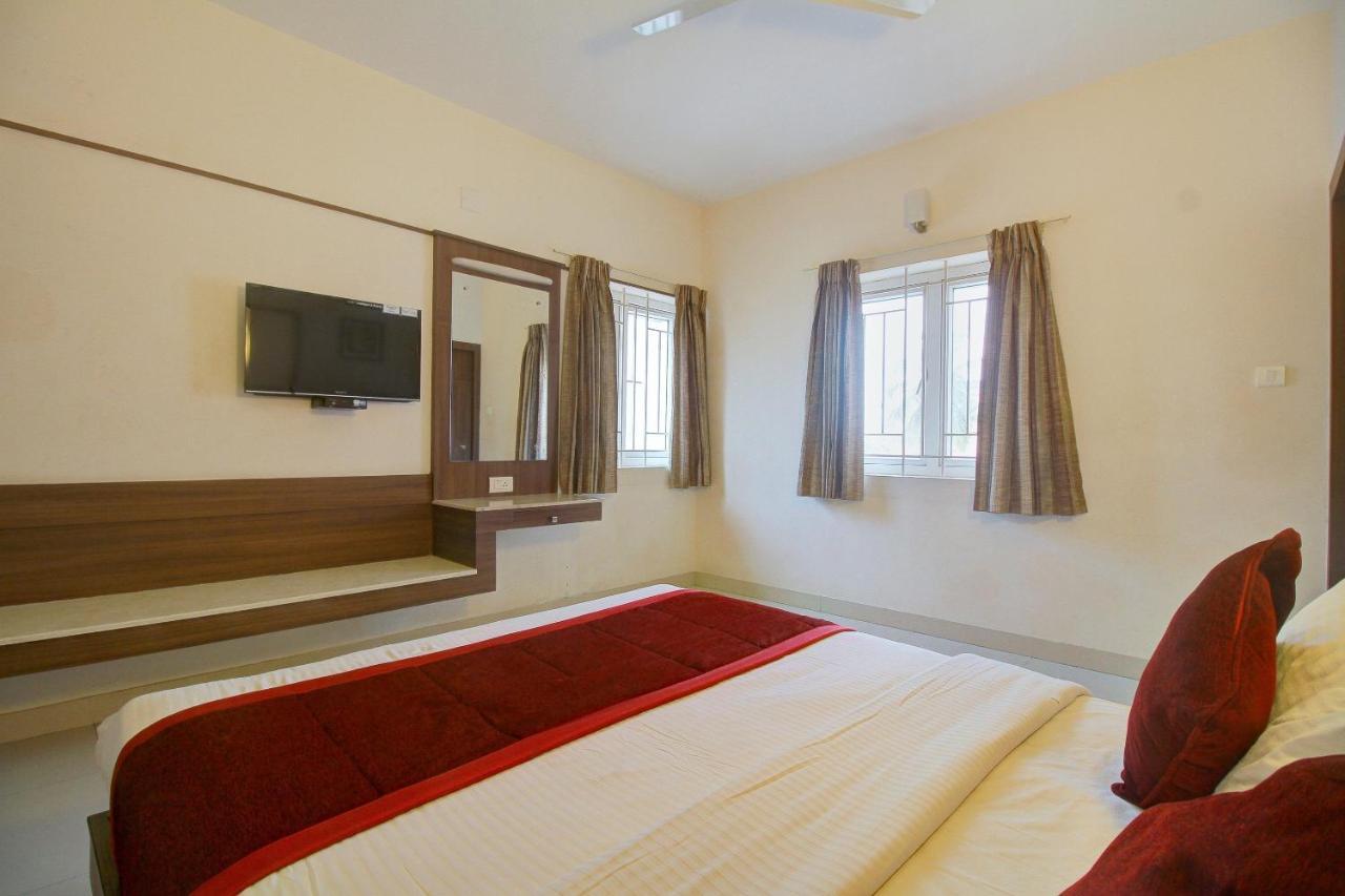 Collection O 4658 Akil Residency Hotel Coimbatore Exterior photo